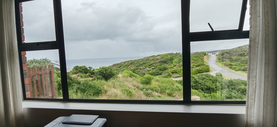 4 Bedroom Property for Sale in Dana Bay Western Cape